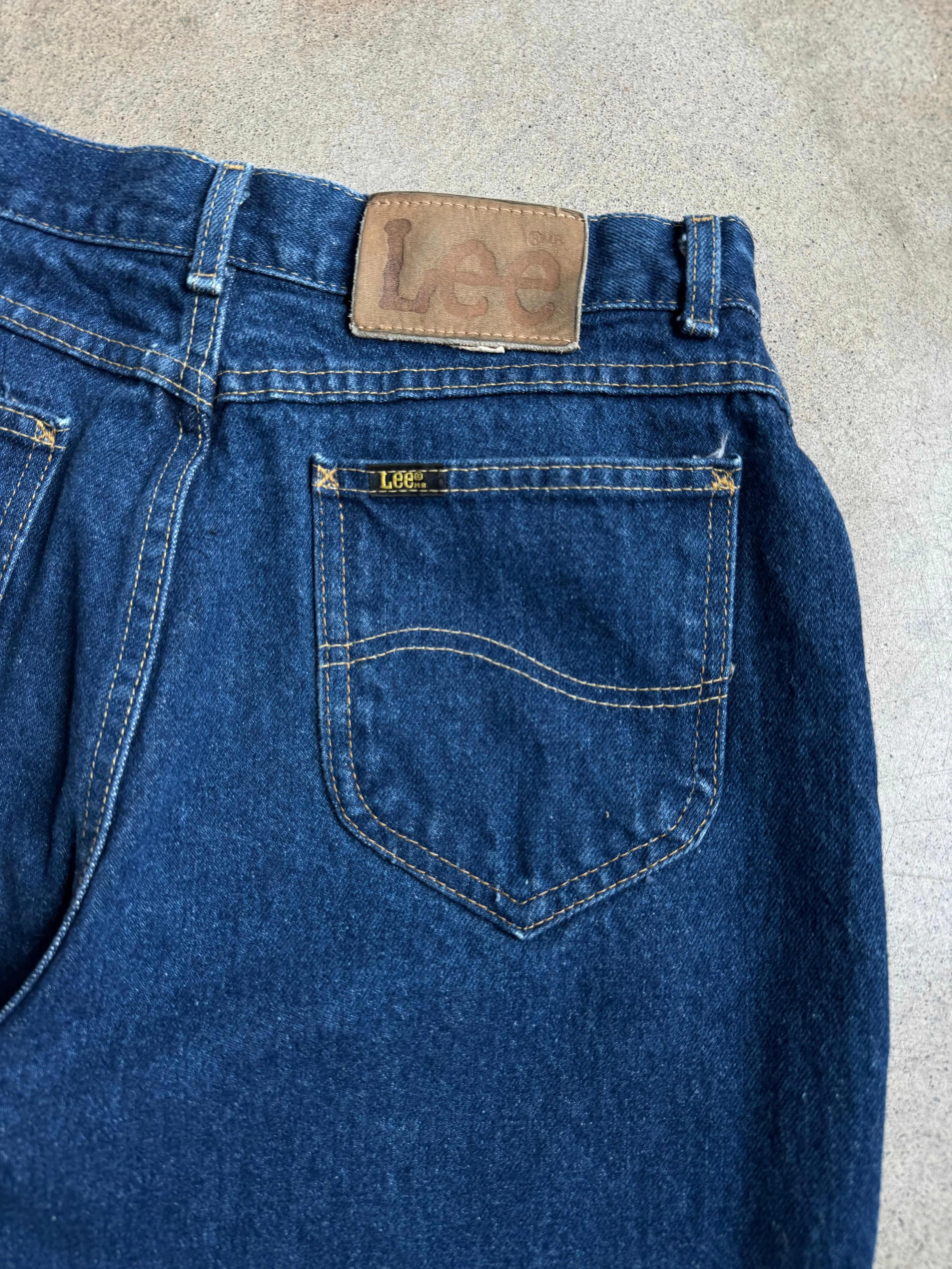 Vintage Lee Riders Dark Wash Straight Leg Jeans (W28”)